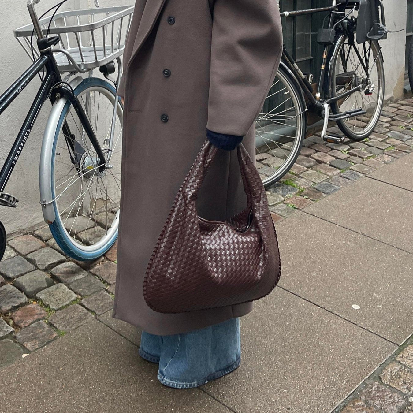 Ivy Shoulder Bag