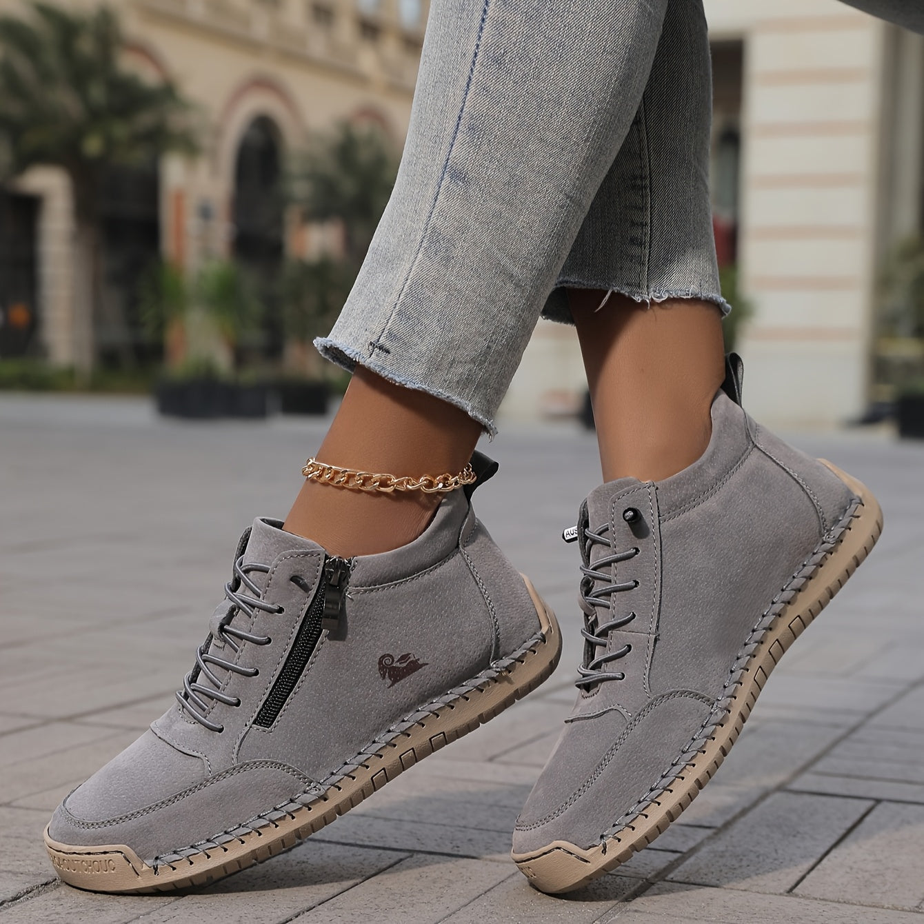 Mila – Orthopaedic Shoes