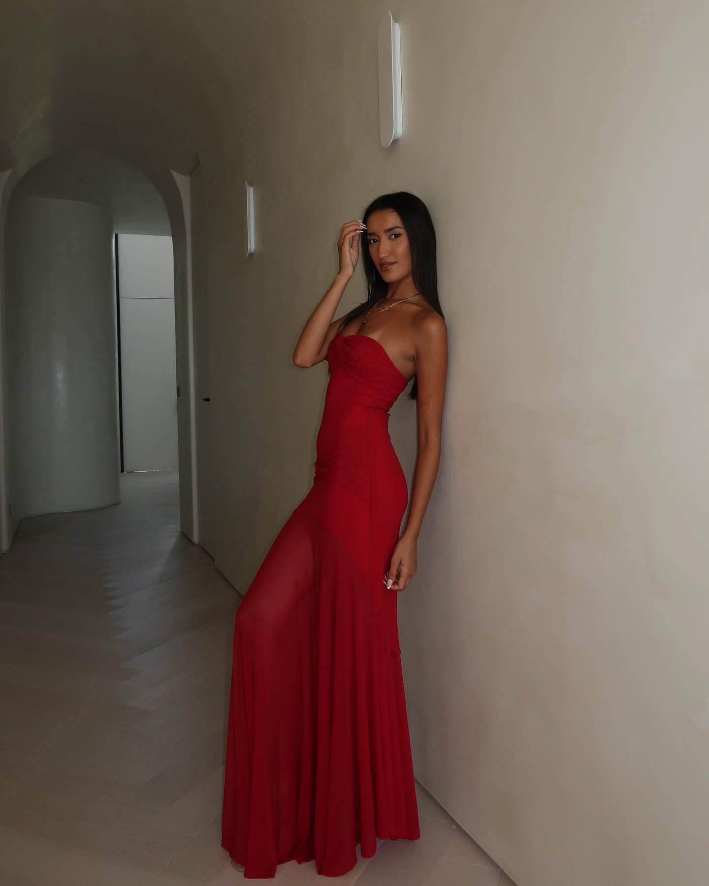 Elizabeth Maxi Dress